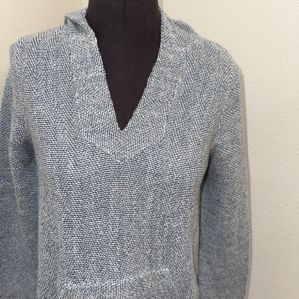 Faherty Nwt Womens Hooded Sweater Whitewater XS Seabrook Poncho - Picture 3 of 11